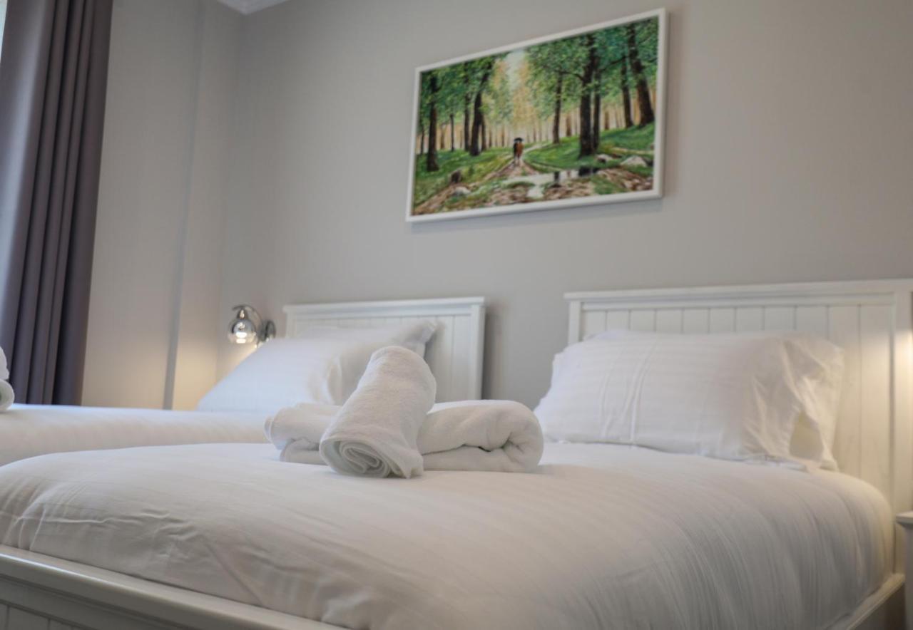 Hotel Peroni Korcza Zewnętrze zdjęcie