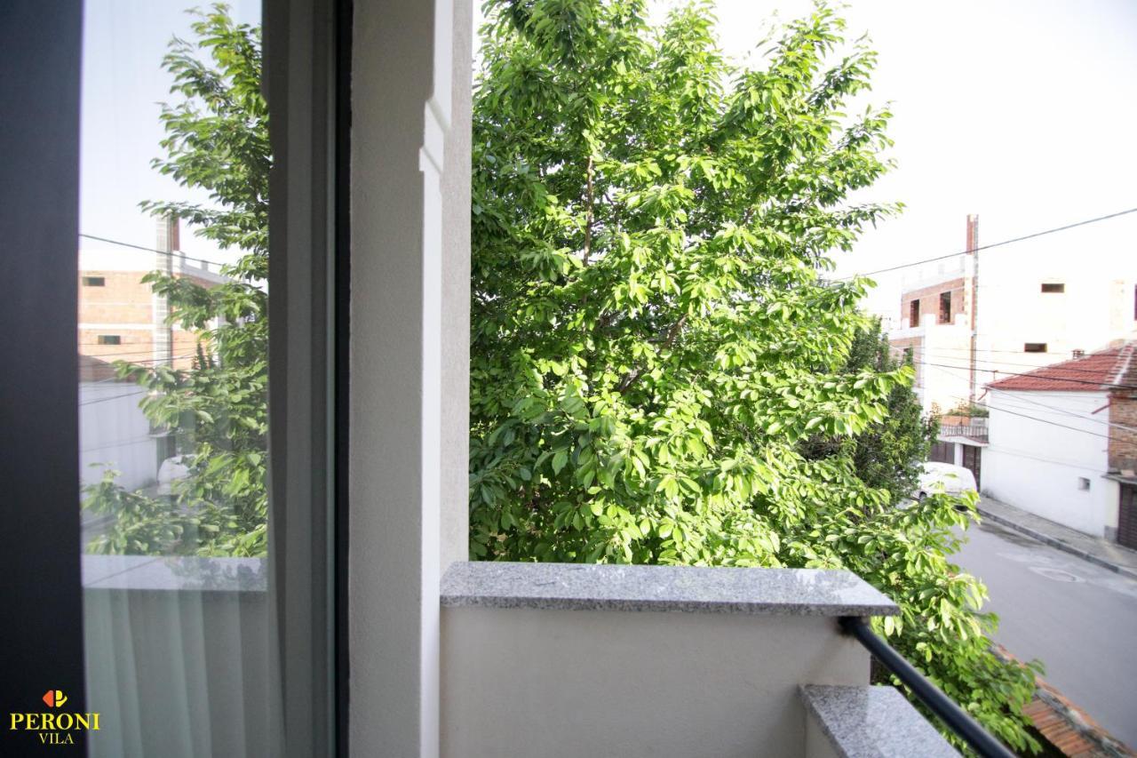 Hotel Peroni Korcza Zewnętrze zdjęcie
